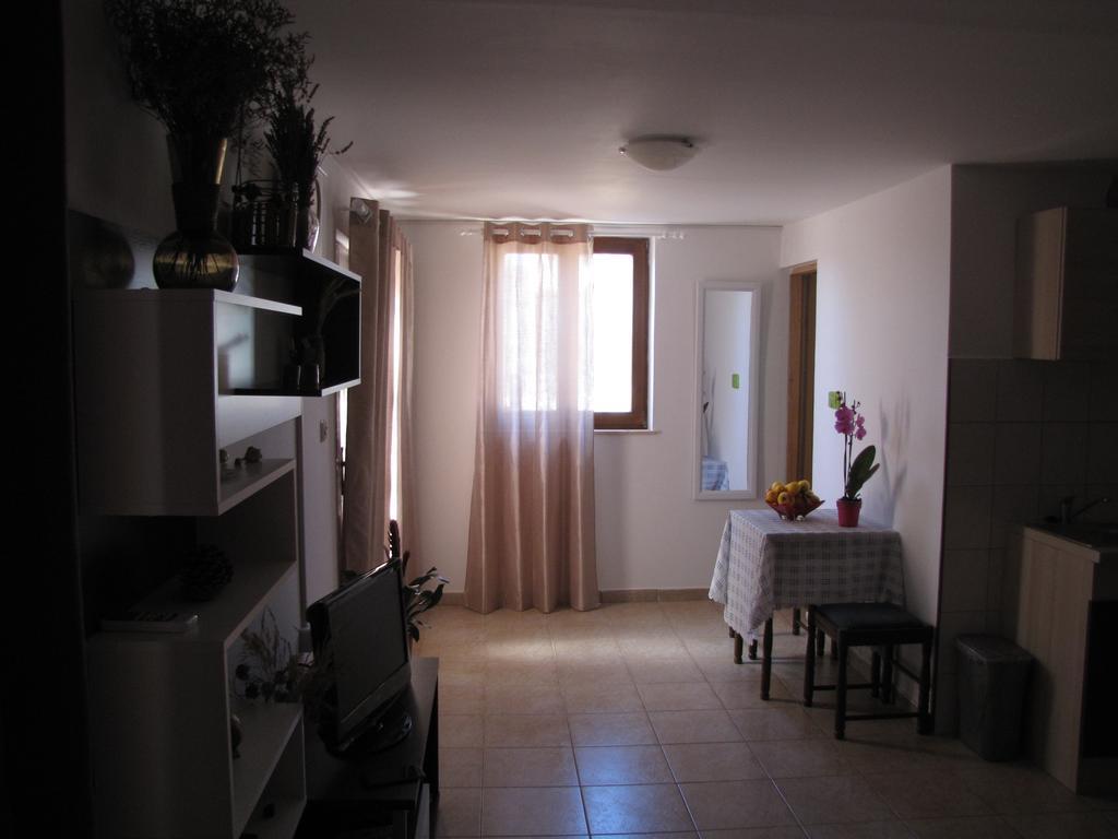 Terra Rossa Apartment Loborika Ngoại thất bức ảnh